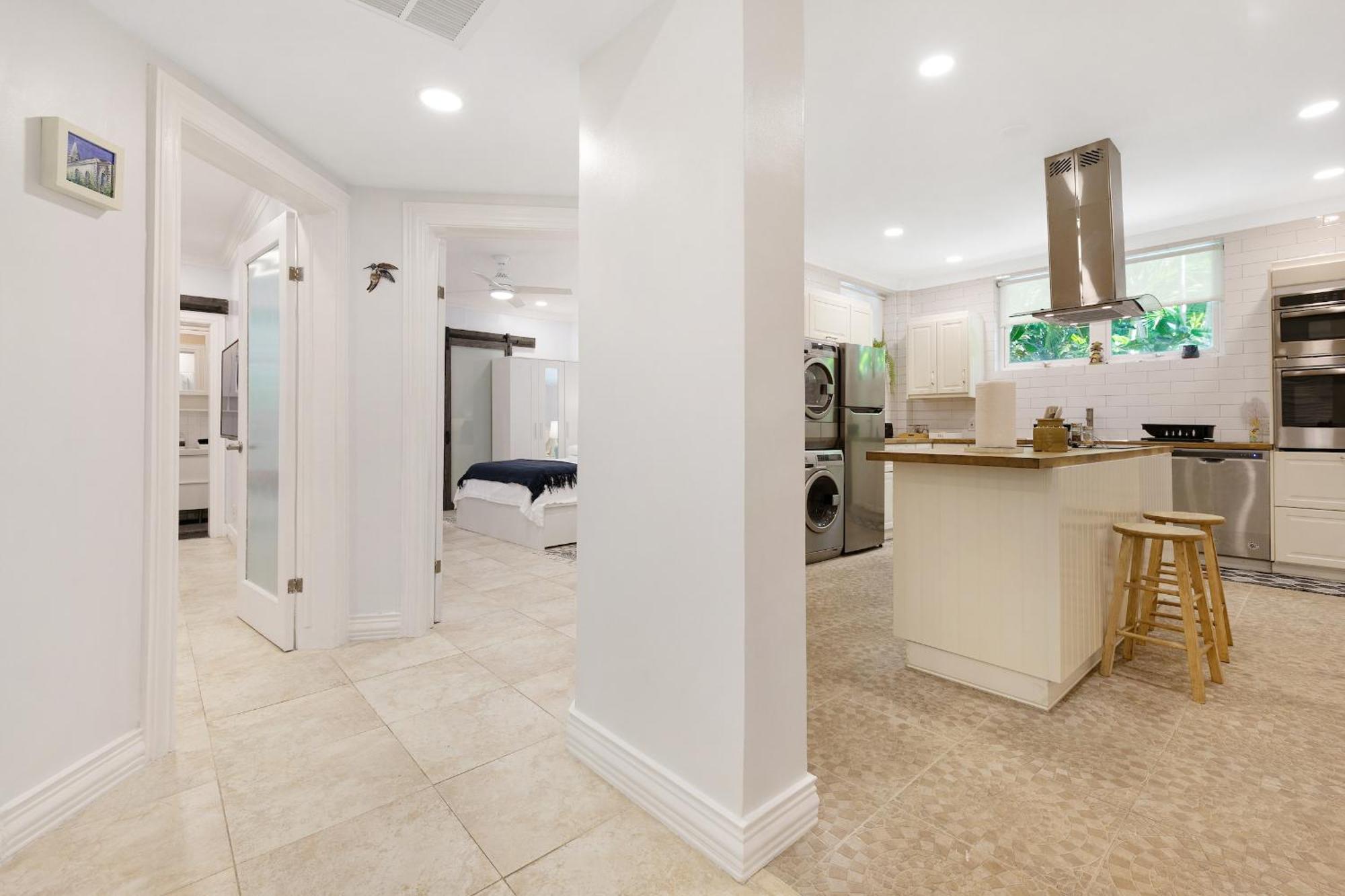 Island Gardens Family Escape, Pool & Car Included *