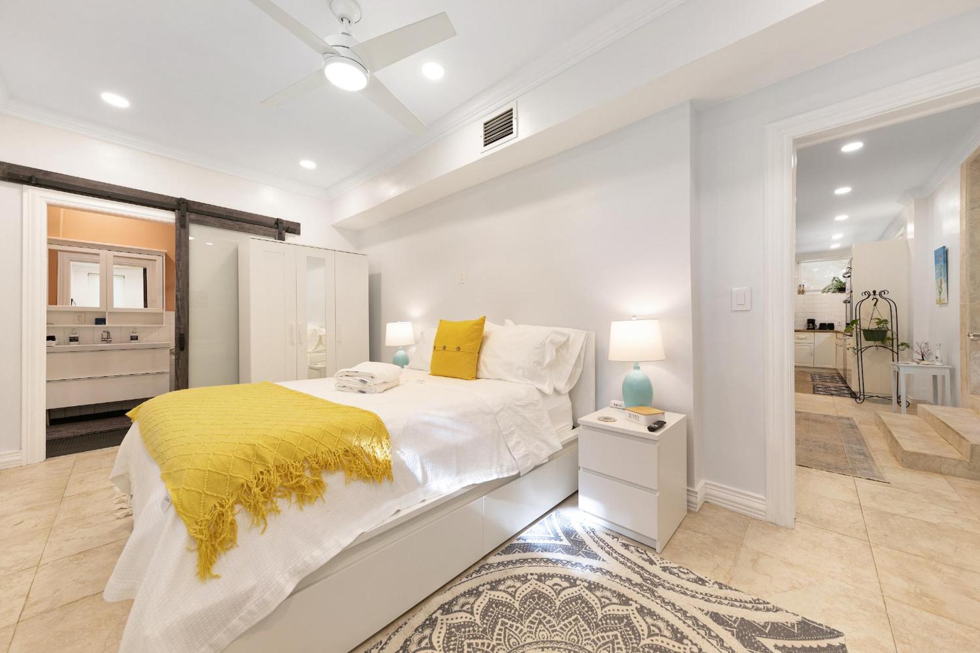 Island Gardens Family Escape, Pool & Car Included * Nassau