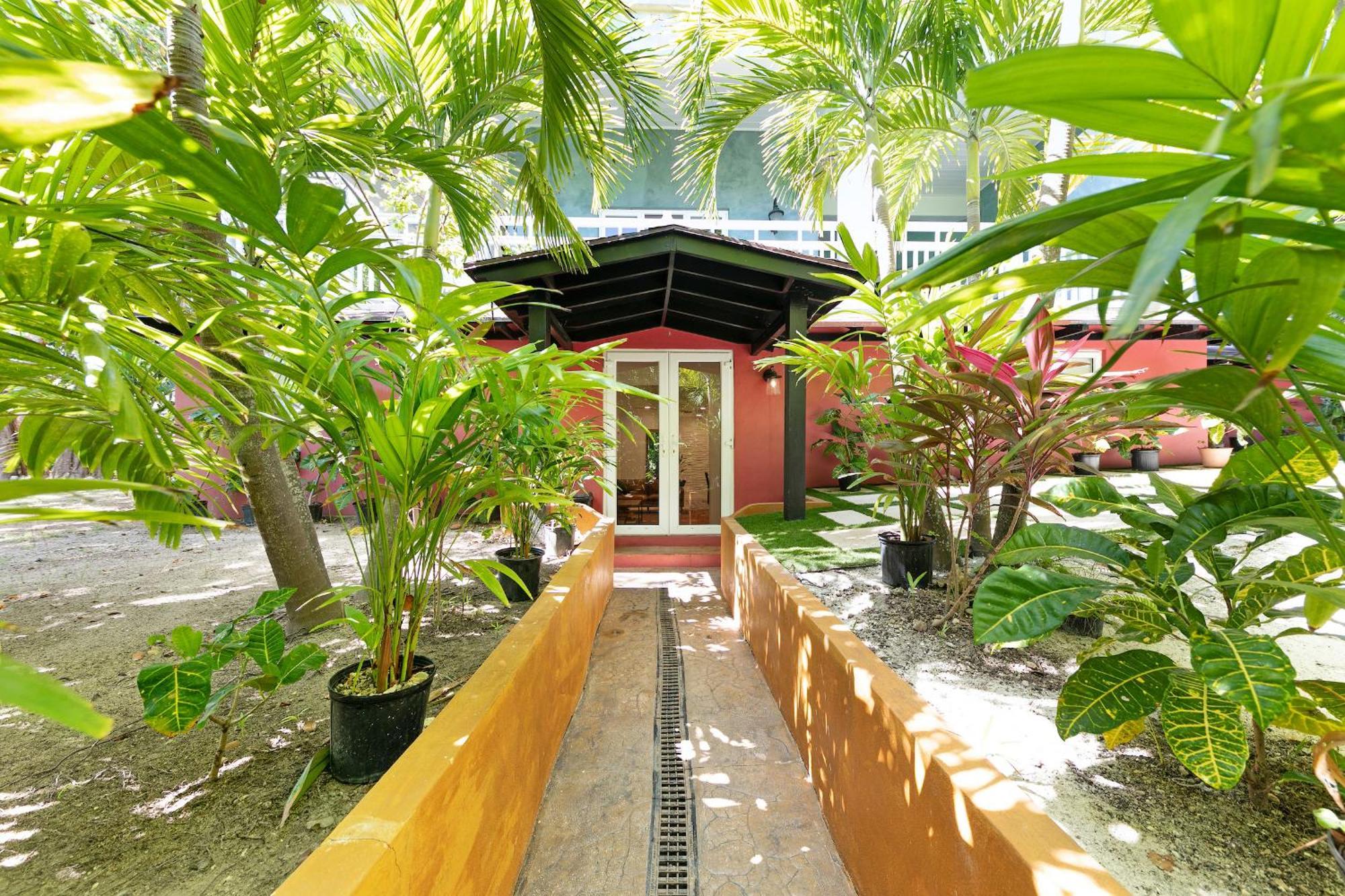 Island Gardens Family Escape, Pool & Car Included Apartamento